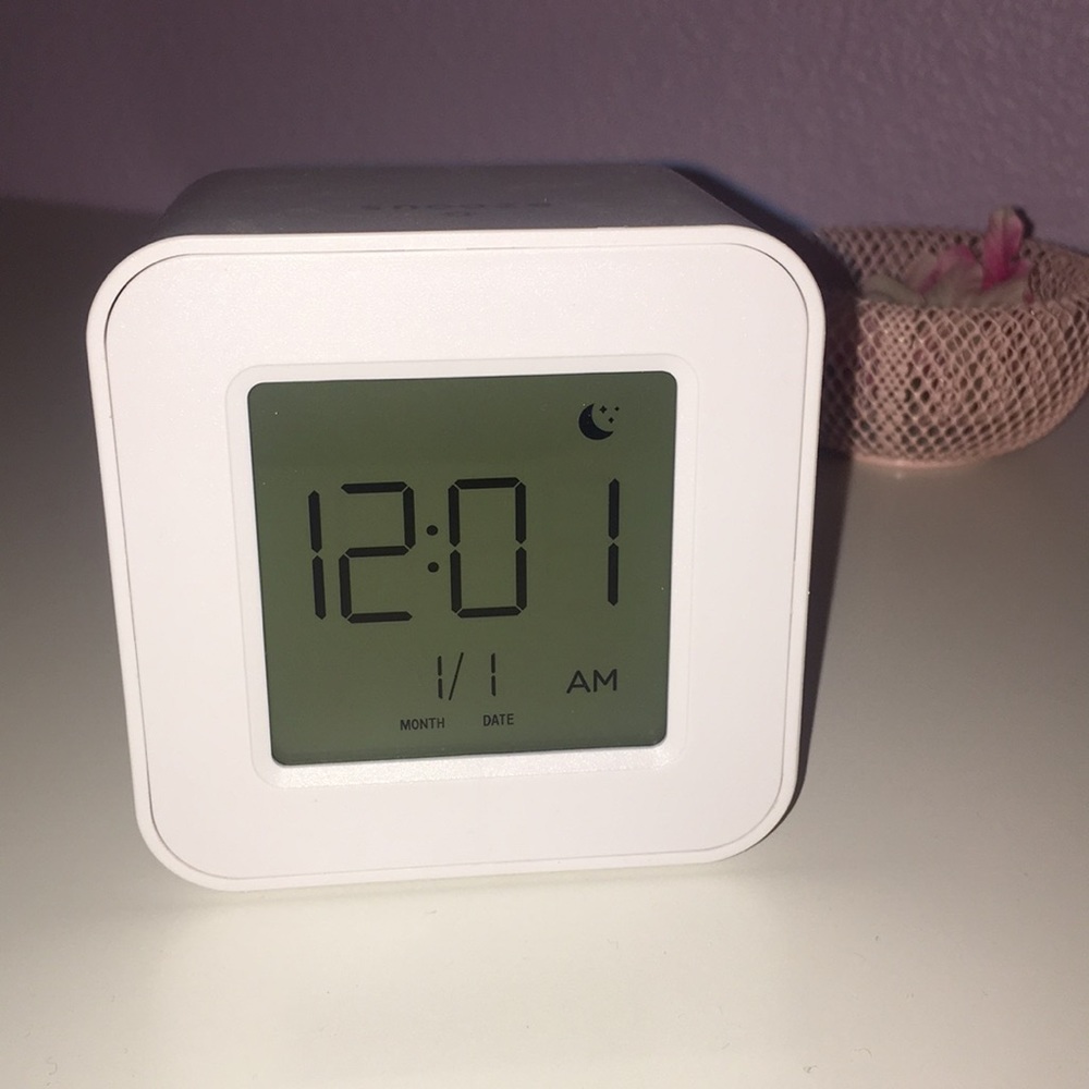 Compact Digital Alarm Clock